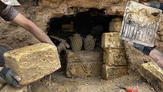 The moment a hidden cave discovered a Jewish treasure dating back centuries by Metal detector [upl. by Vershen]