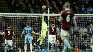 Tapada de Claudio Bravo frente al Burnley  Permier league 2017 [upl. by Geoff]