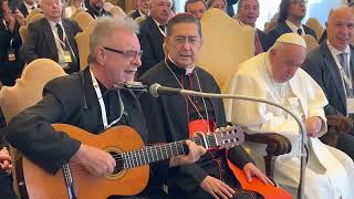 Leon Gieco  “Solo le pido a Dios” junto al Papa Francisco [upl. by Evelina435]