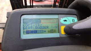 The SPH button and speed settings on the Toyota 7 FBMF Forklift [upl. by Florio]