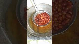 How to Cook fried chicken peanuts sweet and salty [upl. by Ralip]