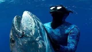 ★ Extreme Blue water Spearfishing ★ Zanzibar and Latham Island by Eric Allard and Barret Harvey [upl. by Bidle]