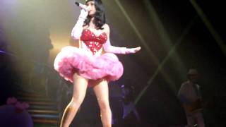 HD Katy Perry  Waking Up In Vegas FRONT ROW  Zenith Paris07032011 [upl. by Jae]