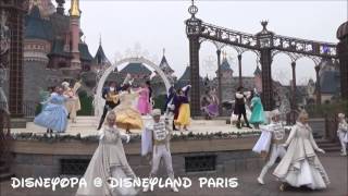 Disneyland Paris  Royal Christmas Wishes  Castle Stage Show 2016  DisneyOpa [upl. by Ellehcer]