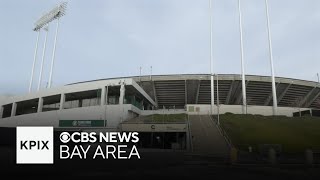 Amended deal to sell Oakland Coliseum site changes timeline of payments from new owners [upl. by Mowbray]