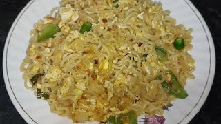 yummy breakfast recipe Schezwan egg maggiসেজওয়ান মেগি রেসিপি [upl. by Asnerek]