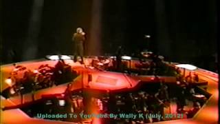 Neil Diamond opens with quotBeautiful Noisequot Followed by quotCan Anybody Hear Mequot Live Hartford 1999 [upl. by Coney]