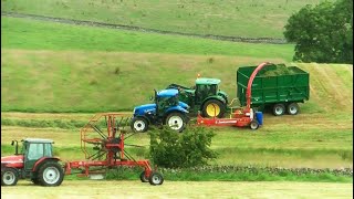 Silaging with Trailed Forage Harvester Grandstand View [upl. by Eldwun]