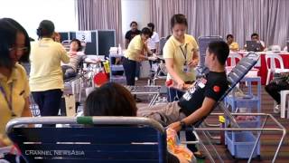 Singapore Red Cross Hopes For More Blood Donors  Singapore Tonight  CNA [upl. by Etteniotna]