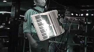 Youri Thomas Haiti Richard Duroseau accordeon 3wmv [upl. by Annayd120]