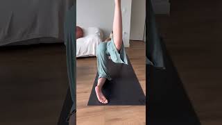 😍 Yoga With Anna 😍 Relaxing Yoga Flow with Friends 🧘‍♀️👍📨 Deep Stretch amp Relaxation yoga shorts [upl. by Assirhc543]