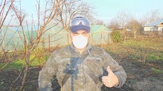 Stropiri la pomii fructiferi cu sulfat de cupruspraying fruit trees [upl. by Nnairrek]