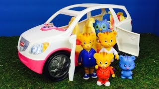 DANIEL TIGER Fisher Price SUV Toy Car Ride and Fairy Read Along Story Book [upl. by Freud364]