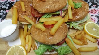 make juicy tendery chicken burgermazedar lazeez recipesburger juicydelicious [upl. by Wanids]