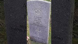 Graves of three Merchant Seamen from World War 2  the two graves together had sailed from Fleetwood [upl. by Aelc]