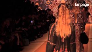 Lincanto di Etro in passerella sfila la magia dei tessuti alla Milano Fashion Week [upl. by Etiam]