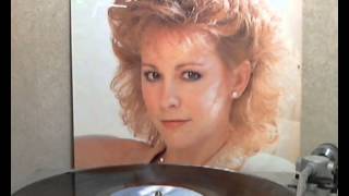 Reba McEntire  New Fool at an Old Game original Lp version [upl. by Lepp875]