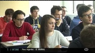 Formation des pilotes à lENAC Toulouse [upl. by Atsahc847]