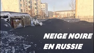 En Russie la neige est devenue noire à cause de la pollution [upl. by Aym]