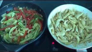 Fajitas rellenas de pechuga de pollo pimientos y cebolla lista para cocinar IBSA [upl. by Iosep]