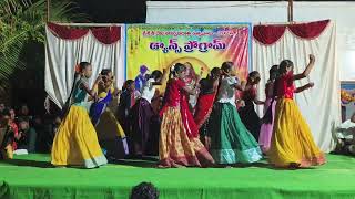 Kalla jodu college papa chudu song dance performance navaratri2024 navaratri 2024shorts trending [upl. by Seaver]