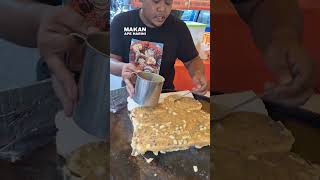 Best tengok skill abang ni buat roti john di Pasar Malam Jalan Kuching Setiap Hari Khamis [upl. by Lubbock251]