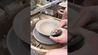 파스타 접시 물레성형  Wheel throwing rim bowl pasta bowl [upl. by Thistle]