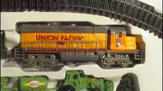 Video for Children Toy Trains Yellow Union Pacific Farm Train for Kiddies Videos [upl. by Ddej]