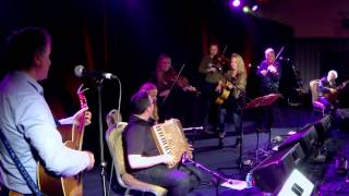 Altan and Mary Chapin Carpenter Down At The Twist And Shout [upl. by Tade]