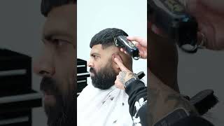 Wahl  Barber Combo  Cal Newsome Demonstration [upl. by Dalpe723]