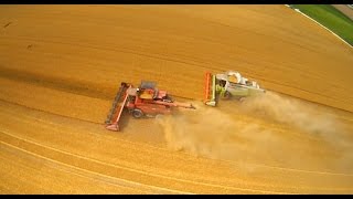 DJI amp PNJ CLAAS Lexion 600 et CASE IH 9230 dans de lorge en 2014 [upl. by Kristi]