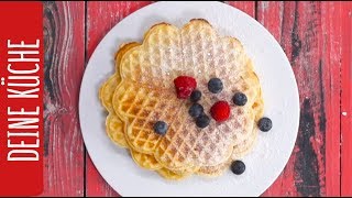 Waffeln backen kann jeder diy  REWE Deine Küche [upl. by Sands]