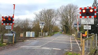 South Scarle Level Crossing Lincolnshire [upl. by Mirella]