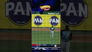 Gran atrapada de Edward Olivares para robarle un extrabase a Aaron Bracho LVBP Beisbol Venezuela [upl. by Eilliw]