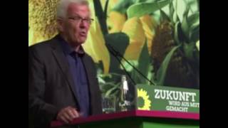 Winfried Kretschmann quotKlimaschutz und Artenschutz steht bei uns im Zentrumquot [upl. by Anerys]