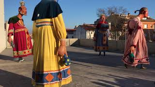 Ball dels gegants bojos del carnaval de Solsona [upl. by Lebiralc]