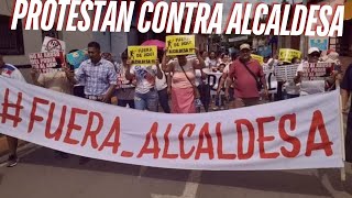 Protestan contra Alcaldesa de Usulután [upl. by Akkeber]