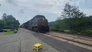 Slow CSX M205 blocks B776 80424 [upl. by Retseh]