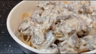 Notre recette rapide préférée  spaghetti carbonara aux champignons [upl. by Aserat]