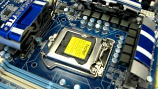 Gigabyte P55UD4P P55 LGA1156 Core i5 Motherboard Unboxing Linus Tech Tips [upl. by Vogel]