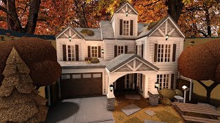 bloxburg  ꒰ 46k ꒱ 🤎 cozy two story autumn family home ꒰ exterior build ꒱ [upl. by Tice453]