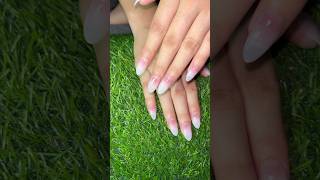 Swirl nail art 💕😍 ytshorts ashortaday swirlnails trendingshorts artwork viralvideo viral [upl. by Deaner]