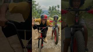 LA CARRERA DE BMX 😮😮 comedy funny humor [upl. by Lashoh]