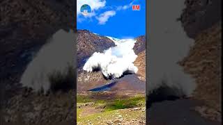 Huge Avalanche Caught On Camera [upl. by Cherey821]