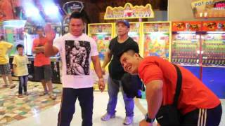 20131208 Filipino bodybuilders having fun in Jakarta [upl. by Desma]