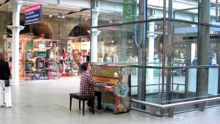 Ludovico Einaudi  Nightbook  Piano St Pancras Station [upl. by Belle]