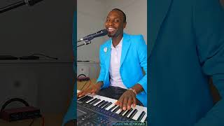 MUNGURI ATURAGA MUOYO BY CHARLES KINGORI LIVE SINGING IN 🇬🇧 BY NGAHU WA KEYBOARD [upl. by Amitaf]