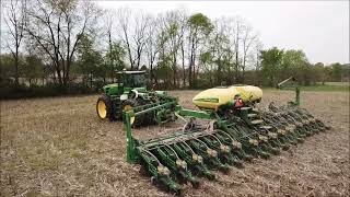 DONNIE MYERS FARMS PLANTING SOYBEANS APRIL 27TH 2023 BROWNSVILLE INDIANA JOHN DEERE 9330 TRACTOR [upl. by Oliy]