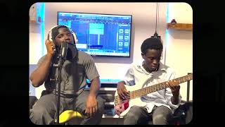 Dadie Anoma  Kojo Antwi Cover by Regi Chords and Qoubby Khay [upl. by Moran234]