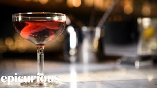 How to Make a Negroni Cocktail [upl. by Lucias]